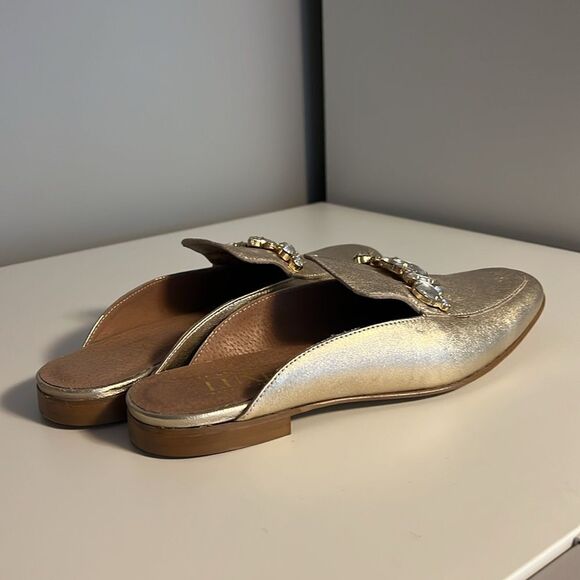 Le Chateaux Luxe gold jewel loafer made in Italy - Picture 3 of 5